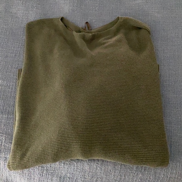 Lululemon Knit Poncho top - Picture 2 of 5
